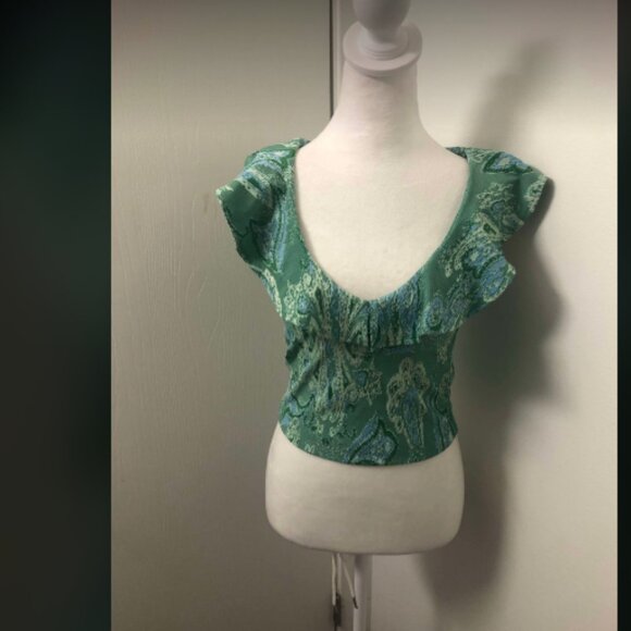 Zara Tops - NWT ZARA Jacquard Green Patterned Ruffled Top Sz S